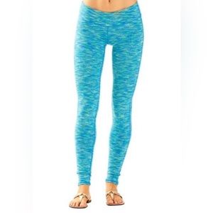 EUC Lilly Pulitzer Luxletic Weekender Brilliant Blue Spacedye Leggings Size M
